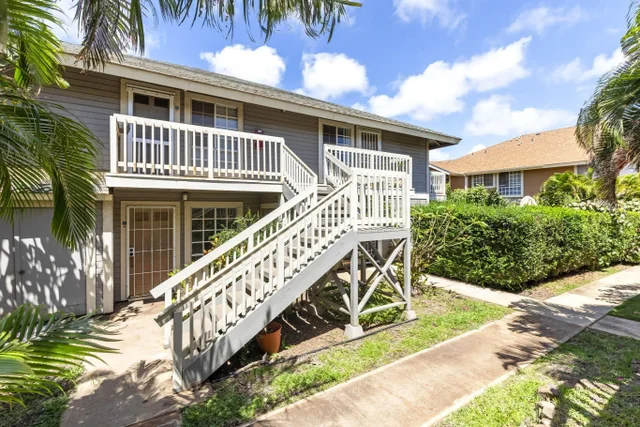 Listing Image for 140 Uwapo Rd 31-202 20 of 24