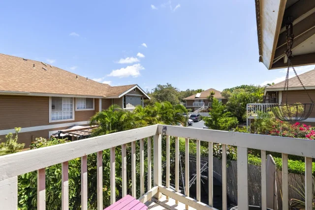 Listing Image for 140 Uwapo Rd 31-202 9 of 24