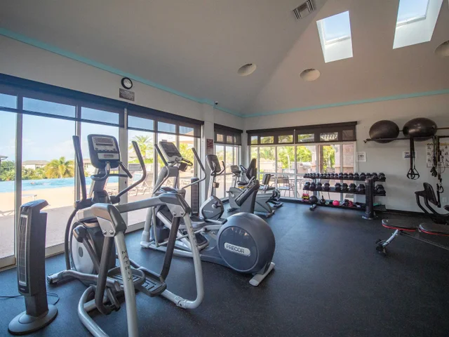 Listing Image for 28 Hauwahine Ln F-203 35 of 46