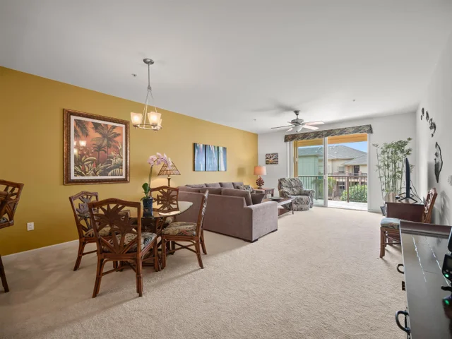 Listing Image for 28 Hauwahine Ln F-203 5 of 46