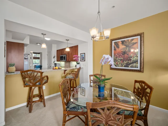 Listing Image for 28 Hauwahine Ln F-203 7 of 46