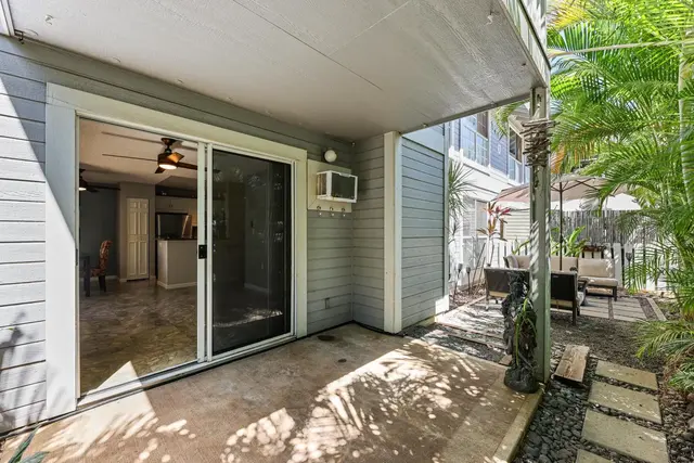 Listing Image for 160 Keonekai Rd 7-101 18 of 26
