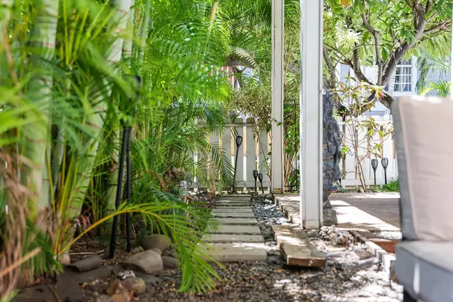 Listing Image for 160 Keonekai Rd 7-101 23 of 26
