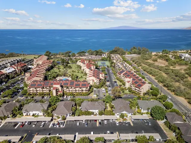 Listing Image for 160 Keonekai Rd 7-101 24 of 26