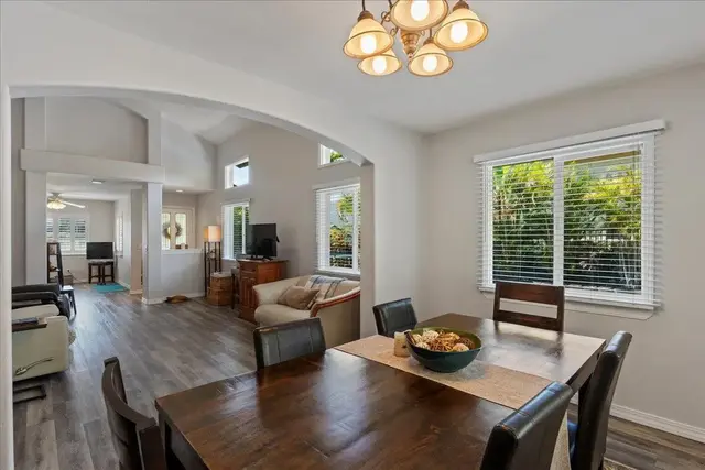 Listing Image for 21 Lanikeha Pl 7 of 34