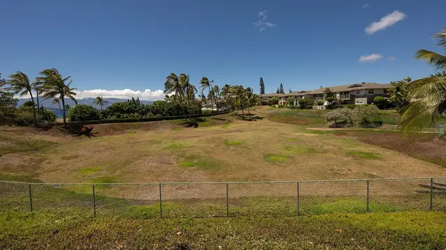 Listing Image for 8 Polohina Ln 1-2 2 of 37