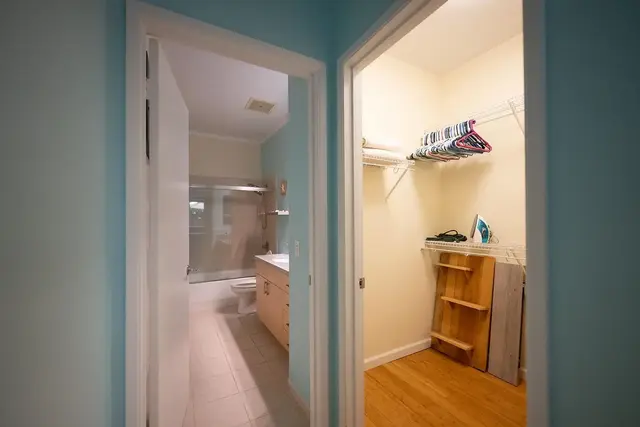 Listing Image for 8 Polohina Ln 1-2 34 of 37