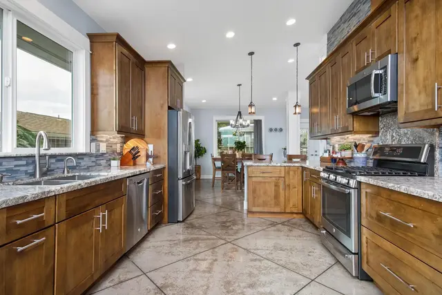 Listing Image for 84 Koani Loop 7 of 25
