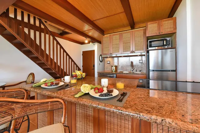 Listing Image for 3975 Lower Honoapiilani Rd 204 13 of 50