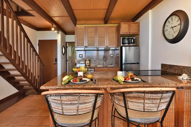 Listing Image for 3975 Lower Honoapiilani Rd 204 14 of 50