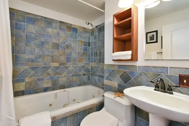 Listing Image for 3975 Lower Honoapiilani Rd 204 20 of 50