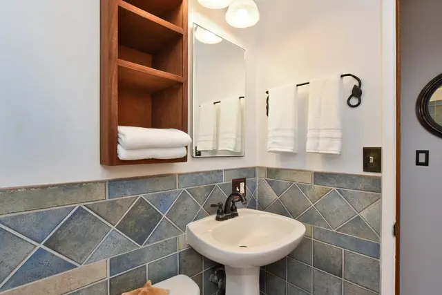 Listing Image for 3975 Lower Honoapiilani Rd 204 21 of 50