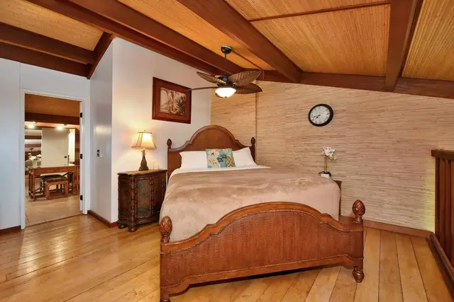 Listing Image for 3975 Lower Honoapiilani Rd 204 28 of 50