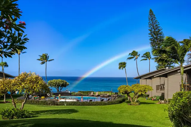Listing Image for 3975 Lower Honoapiilani Rd 204 40 of 50
