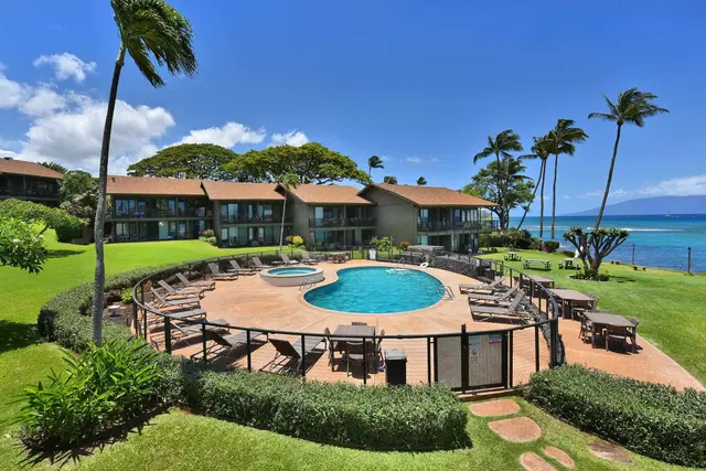 Listing Image for 3975 Lower Honoapiilani Rd 204 8 of 50