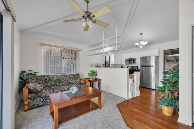 Listing Image for 141 Noho Pl 28 of 35