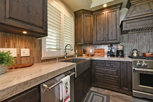 Listing Image for 20 Hui Rd I 2 19 of 50