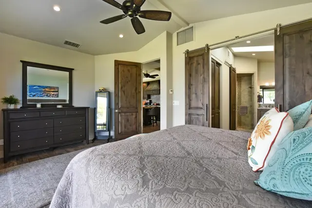 Listing Image for 20 Hui Rd I 2 23 of 50
