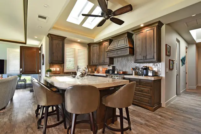 Listing Image for 20 Hui Rd I 2 28 of 50