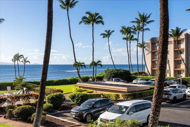 Listing Image for 150 Hauoli St 200 33 of 37