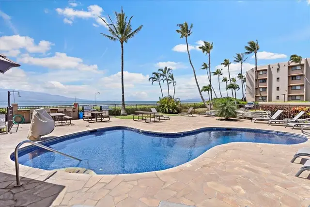 Listing Image for 150 Hauoli St 200 35 of 37