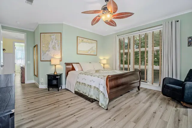 Listing Image for 63 Laukahi St 15 of 32