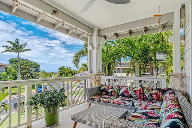 Listing Image for 63 Laukahi St 19 of 32