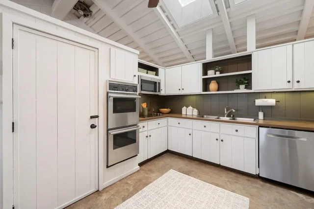 Listing Image for 2750 Kalapu Dr 4 15 of 43