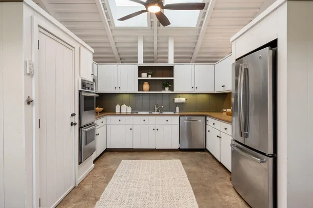 Listing Image for 2750 Kalapu Dr 4 18 of 43