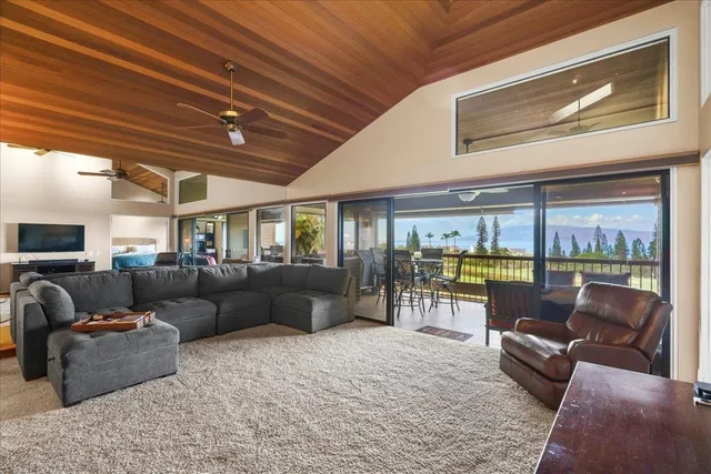 Listing Image for 50 Puu Anoano St 2204 13 of 45