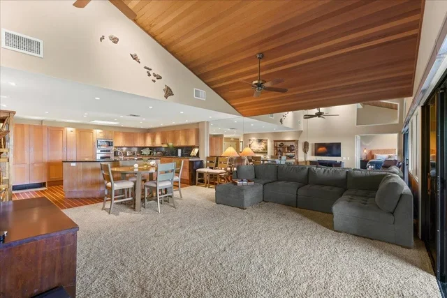 Listing Image for 50 Puu Anoano St 2204 14 of 45