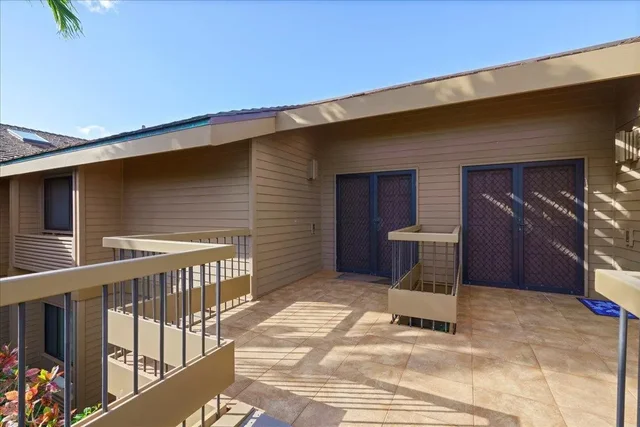 Listing Image for 50 Puu Anoano St 2204 5 of 45