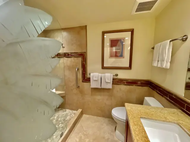 Listing Image for 2481 Kaanapali Pkwy 424 Y 11 of 30