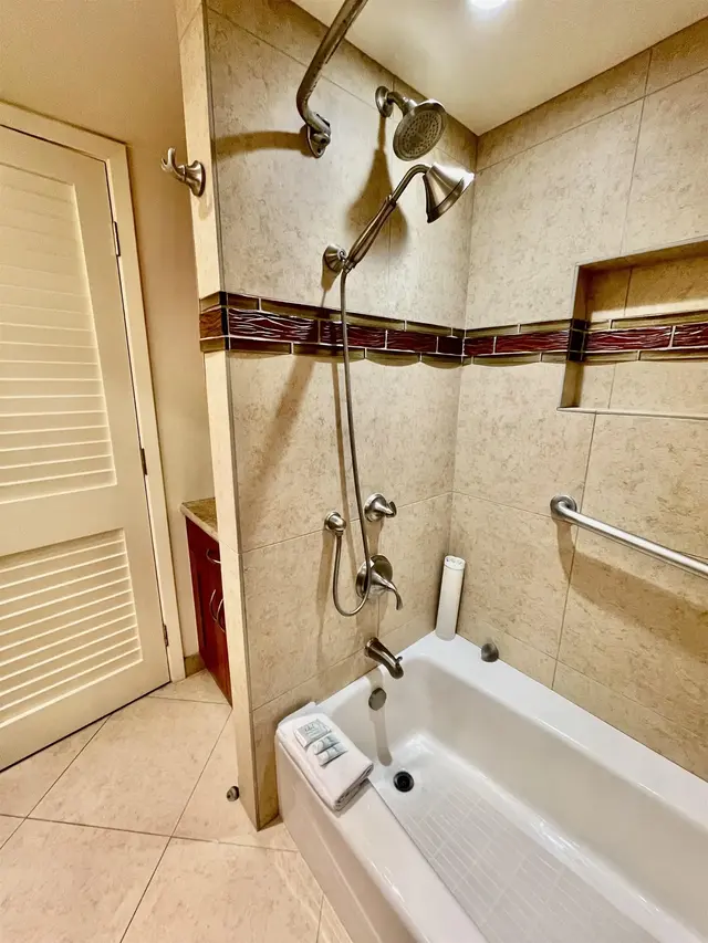 Listing Image for 2481 Kaanapali Pkwy 424 Y 16 of 30