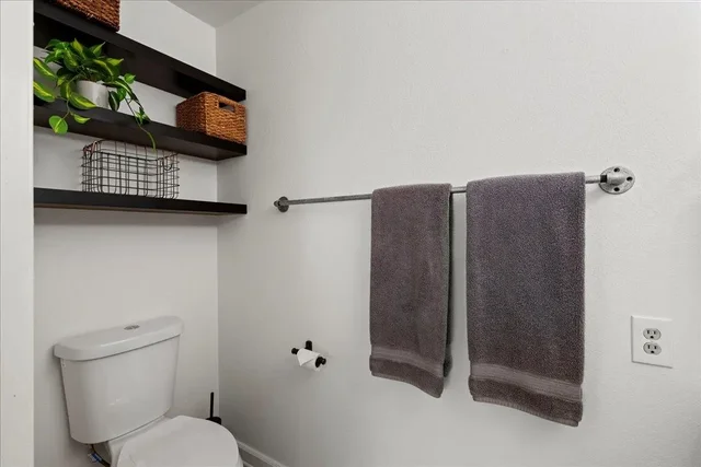 Listing Image for 573 Pahi Ka St 15 of 32