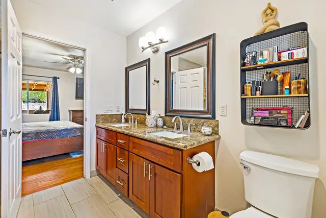 Listing Image for 32 Kuuhale Pl 16 of 28