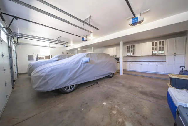 Listing Image for 1050 Kapukaulua Pl 33 of 42