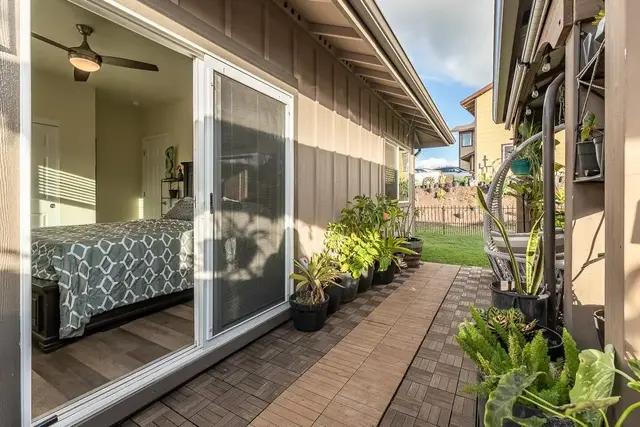 Listing Image for 156 Tam Yau Pl 9c 20 of 46