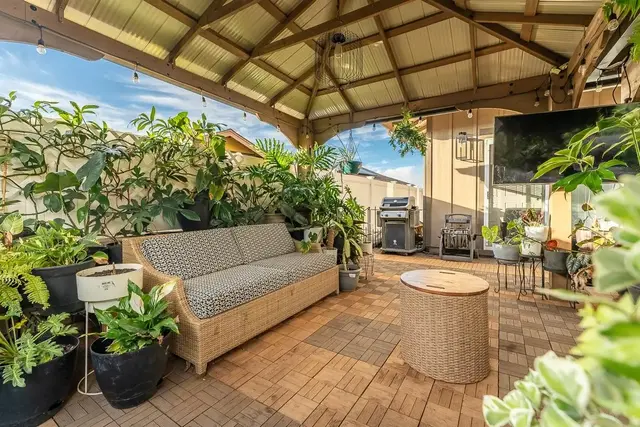 Listing Image for 156 Tam Yau Pl 9c 22 of 46