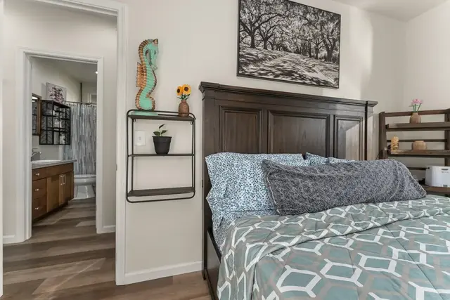 Listing Image for 156 Tam Yau Pl 9c 26 of 46