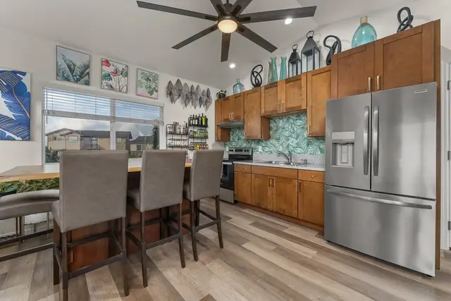 Listing Image for 156 Tam Yau Pl 9c 6 of 46