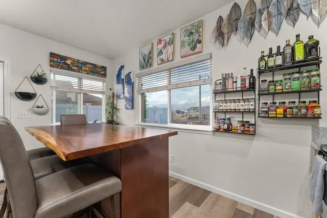 Listing Image for 156 Tam Yau Pl 9c 7 of 46