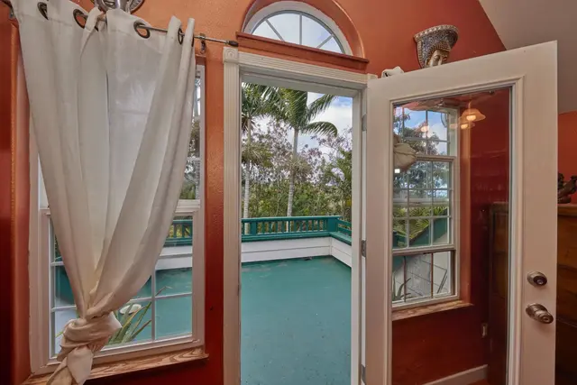 Listing Image for 90 Hakuhee Way 18 of 50