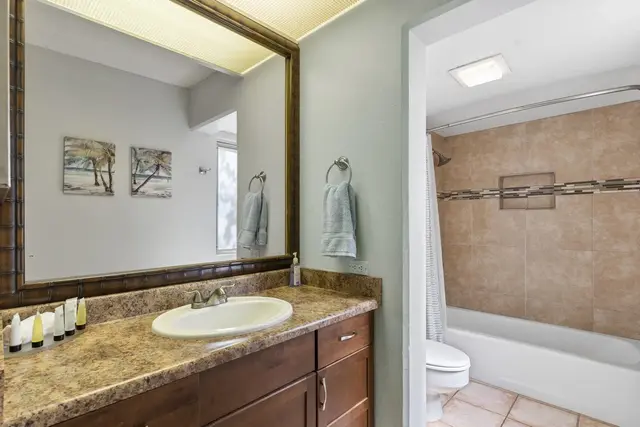 Listing Image for 4401 Lower Honoapiilani Rd A101 31 of 37