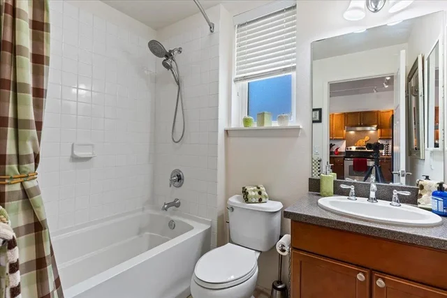 Listing Image for 45 E Kuu Aku Ln 308 26 of 37