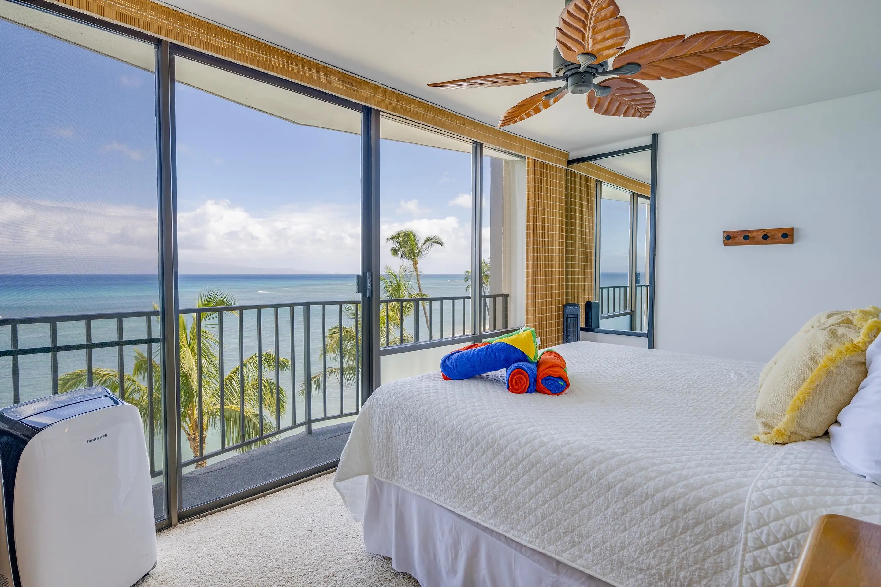 Photo of Listing #409200