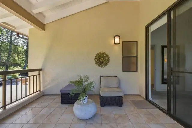 Listing Image for 500 Kapalua Dr 25t3 32 of 40