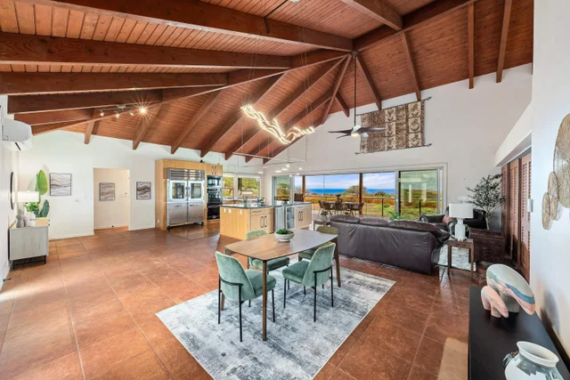 Listing Image for 3820 Kalua Koi Rd 11 of 46