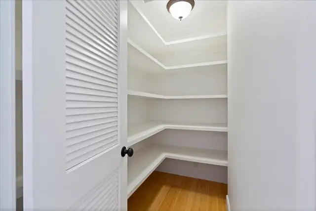 Listing Image for 1084 Nanihoku Pl 18 of 50
