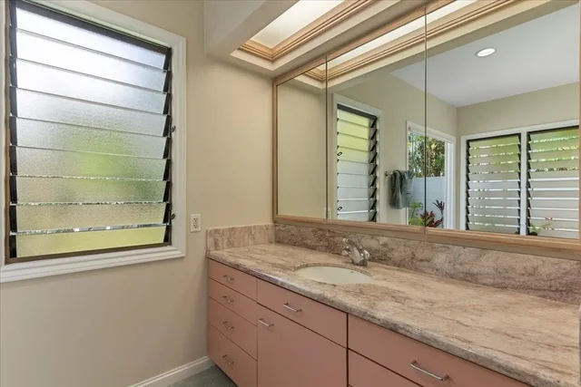 Listing Image for 3933 Wailea Ekolu Pl 14 of 50